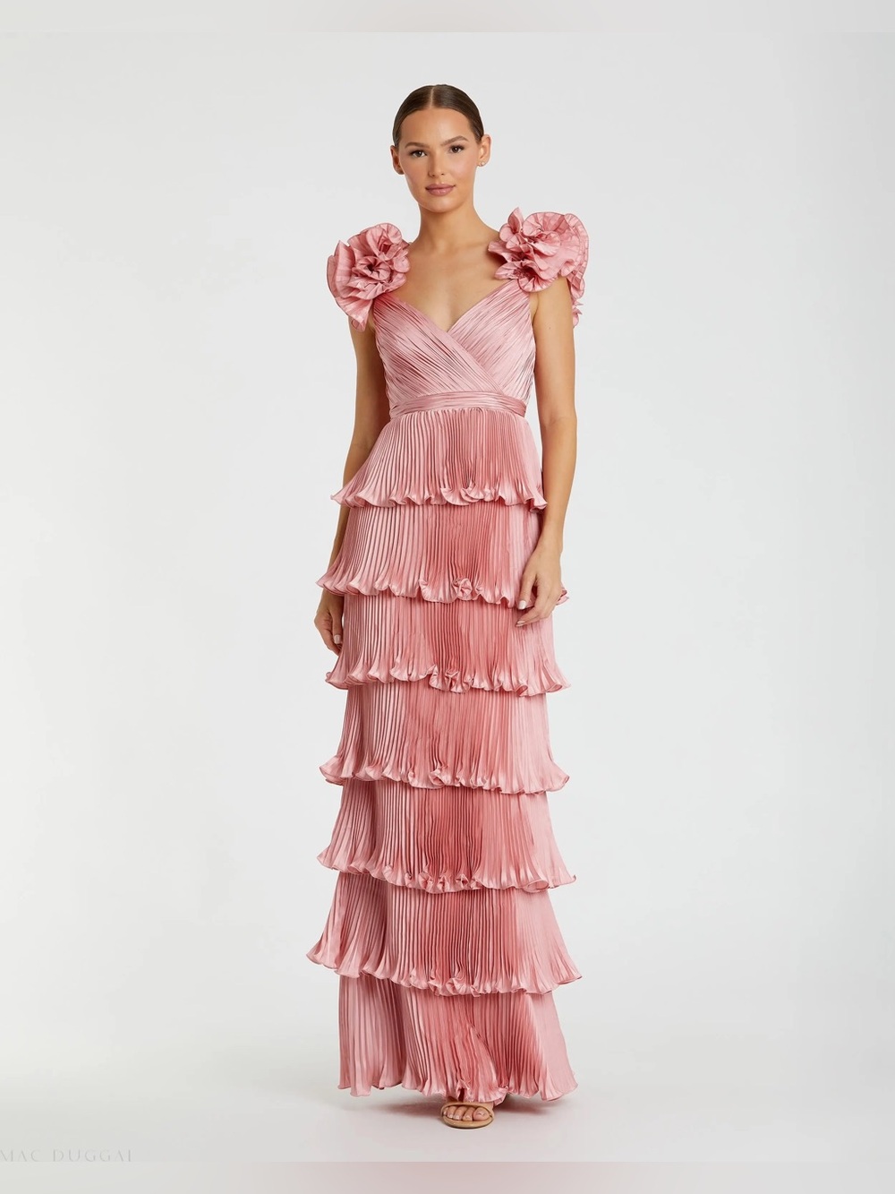 MAC DUGGAL
Pink Pleated Charmeuse Tiered Gown With Ruffle Straps Size 8
